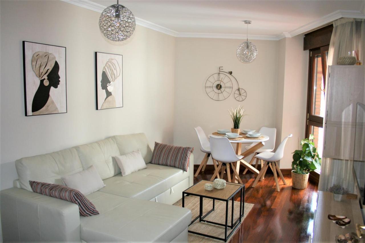 El Fuste Apartment Oviedo Bagian luar foto