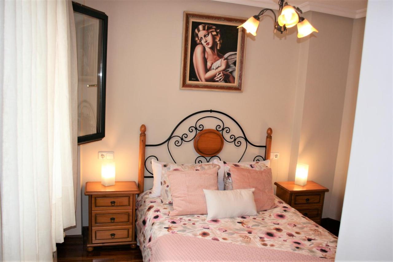 El Fuste Apartment Oviedo Bagian luar foto
